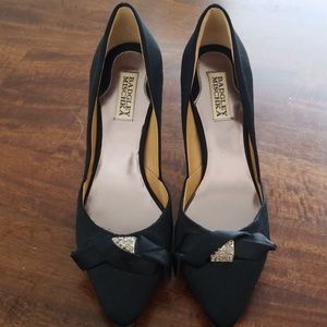 Badgley Mischka Black Rhinestone Pump